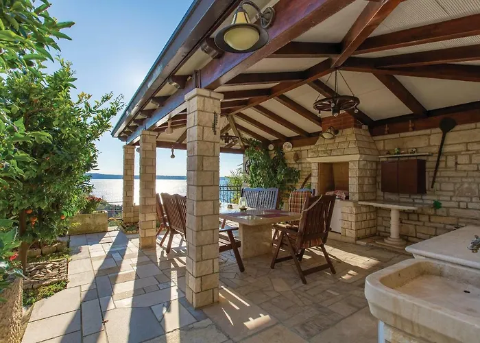 Awesome In With Wifi פיראן